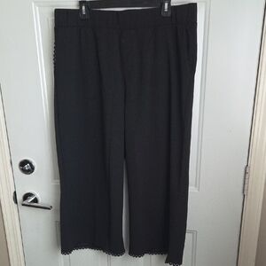 Nina Leonard Wide Leg Cropped Pants- Edge Detailing